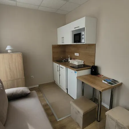 Belvarosi Apartmanhaz شقة *