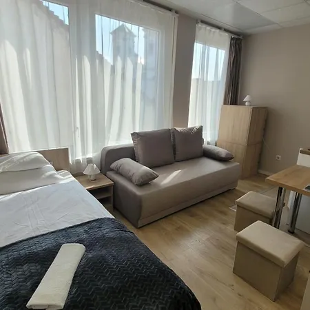 Belvarosi Apartmanhaz شقة إغير