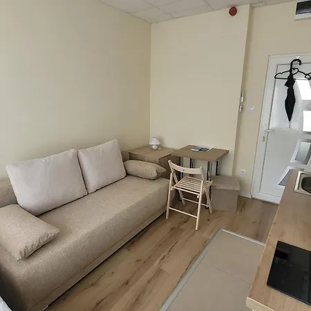 Belvarosi Apartmanhaz דירה אגר